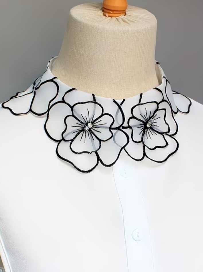Detachable White Collar Necklace With Black Floral Trim